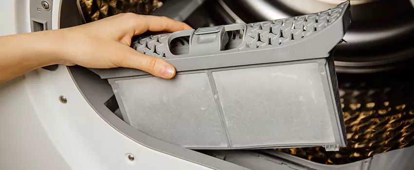 Signs Of A Clogged Dryer Lint Trap in Murphy, Texas